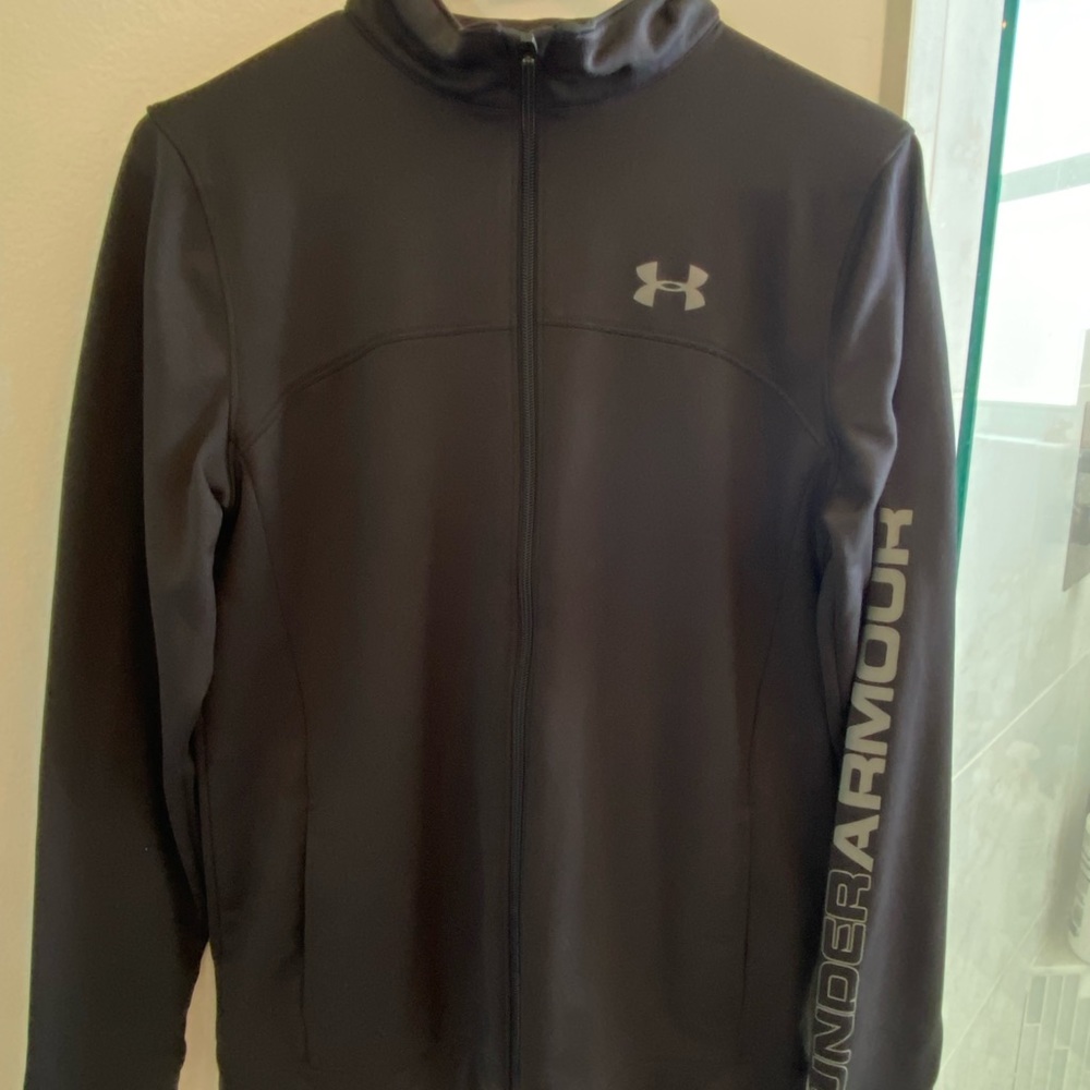 Youth xl underarmour zip up